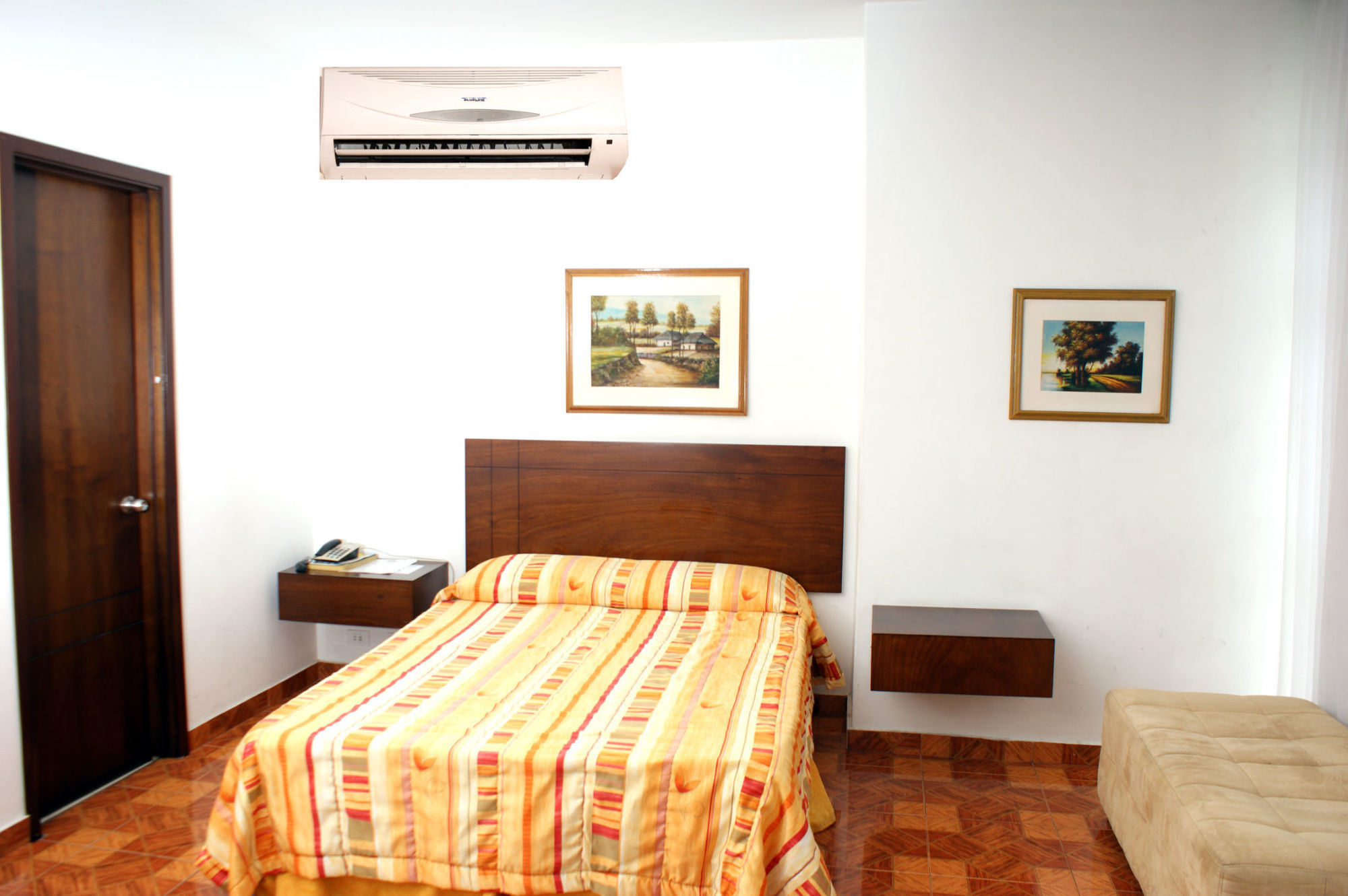 Hotel Royal Plaza Cali Zewnętrze zdjęcie
