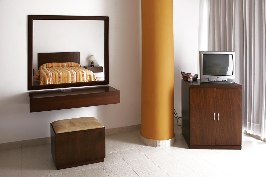 Hotel Royal Plaza Cali Zewnętrze zdjęcie
