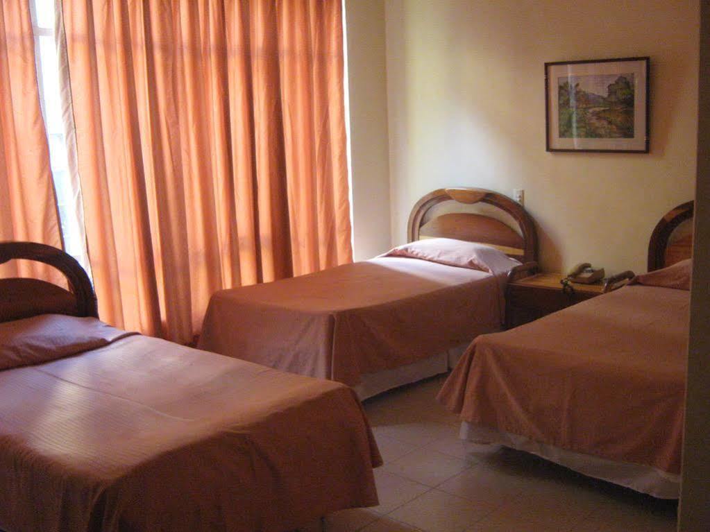 Hotel Royal Plaza Cali Zewnętrze zdjęcie